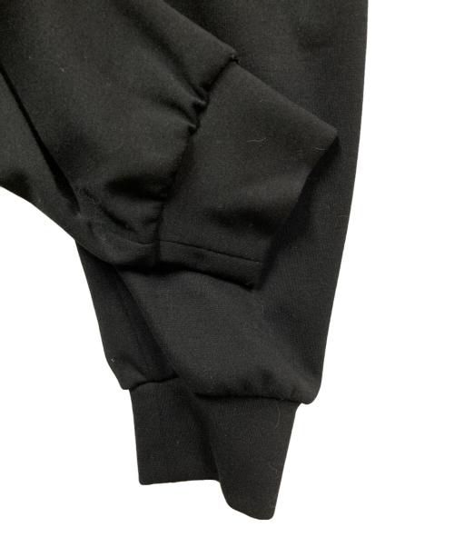 VIVIENNE TAM（ヴィヴィアンタム）VIVIENNE TAM (ヴィヴィアンタム) ドラゴン刺繍カットソー ブラック サイズ:SIZE 38の古着・服飾アイテム