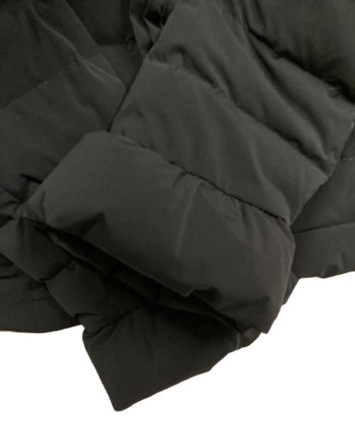 TO BE CHIC（トゥービーシック）TO BE CHIC (トゥービーシック) フリルティアードダウンコート ブラック サイズ:SIZE 42の古着・服飾アイテム