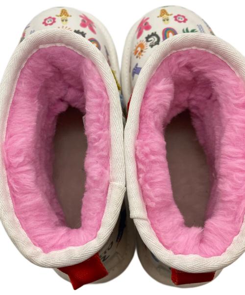 UGG（アグ）UGG (アグ) Classic Platform Pop Sketch ホワイト サイズ:SIZE 22cmの古着・服飾アイテム