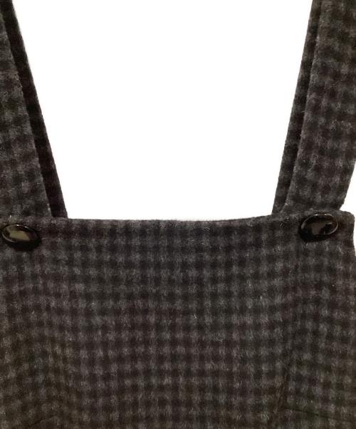 SEVEN TEN by MIHO KAWAHITO（セブン テン バイ ミホ カワヒト）SEVEN TEN by MIHO KAWAHITO (セブン テン バイ ミホ カワヒト) ウールチェックエプロンワンピ ブラック サイズ:SIZE Sの古着・服飾アイテム