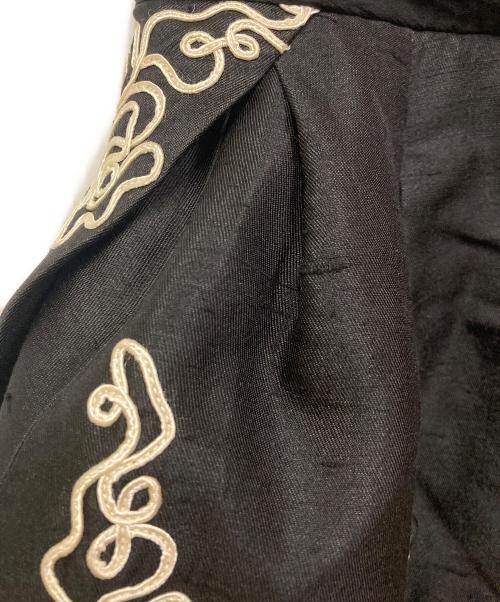 Christian Lacroix（クリスチャン ラクロワ）Christian Lacroix (クリスチャン ラクロワ) ポンチョ ブラック サイズ:SIZE 36の古着・服飾アイテム