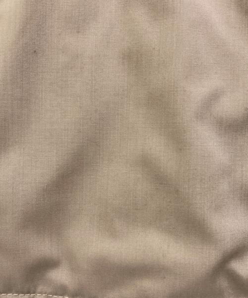 ARMANI COLLEZIONI（アルマーニ コレツィオーニ）ARMANI COLLEZIONI (アルマーニ コレツィオーニ) スタンドカラーコート ベージュ サイズ:50の古着・服飾アイテム