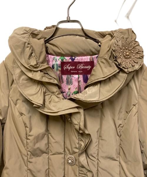 Super Beauty（スーパービューティ）Super Beauty (スーパービューティ) ビジューボタンダウンコート ベージュ サイズ:SIZE 42の古着・服飾アイテム