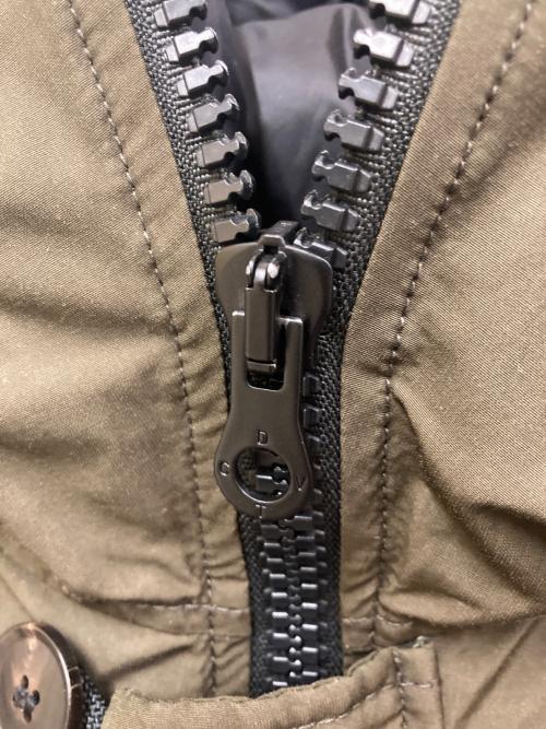 DUVETICA（デュベティカ）DUVETICA (デュベティカ) ジェライオネダウンパーカージャケット オリーブ サイズ:SIZE 50の古着・服飾アイテム