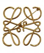 LOEWEロエベ）の古着「アナグラムブローチ」｜ゴールド