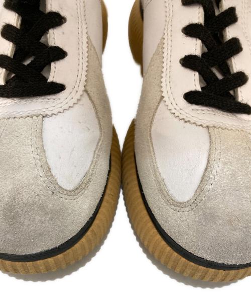 Onitsuka Tiger（オニツカタイガー）Onitsuka Tiger (オニツカタイガー) DELECITYスニーカー ホワイト サイズ:SIZE 24.5cmの古着・服飾アイテム