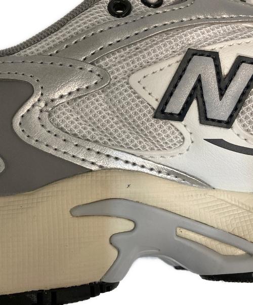 NEW BALANCE（ニューバランス）NEW BALANCE (ニューバランス) ML725CD SILVER GRAY ホワイト×シルバー サイズ:SIZE 23.5cmの古着・服飾アイテム