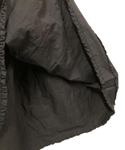 KANEKO ISAO（カネコ イサオ）KANEKO ISAO (カネコ イサオ) フリルスカート ブラック サイズ:記載無しの古着・服飾アイテム