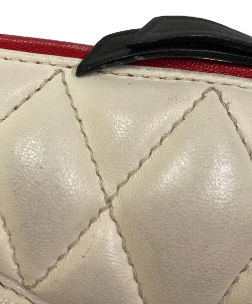 MIU MIU（ミュウミュウ）MIU MIU (ミュウミュウ) NAPPA BIKER COL/バイカー ショルダーバッグ ホワイト×ブラックの古着・服飾アイテム