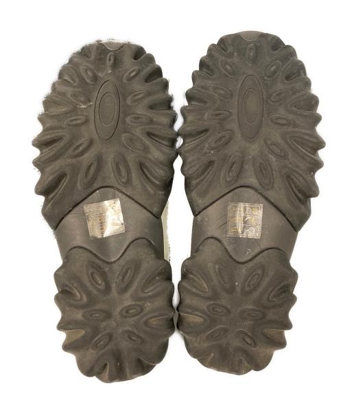 OAKLEY（オークリー）OAKLEY (オークリー) BRAIN DEAD (ブレインデッド) OAKLEY FACTORY TEAM OSTRICH CHOP SAW MULE ホワイト×ブラック サイズ:SIZE 27cmの古着・服飾アイテム