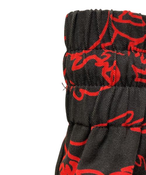 VIVIENNE TAM（ヴィヴィアンタム）VIVIENNE TAM (ヴィヴィアンタム) ドラゴン柄スカート ブラック×レッド サイズ:SIZE XLの古着・服飾アイテム