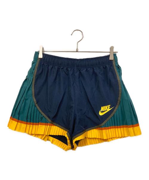 NIKE（ナイキ）NIKE (ナイキ) sacai (サカイ) PLEATED TEMPO SHORTS ネイビー サイズ:SIZE Mの古着・服飾アイテム