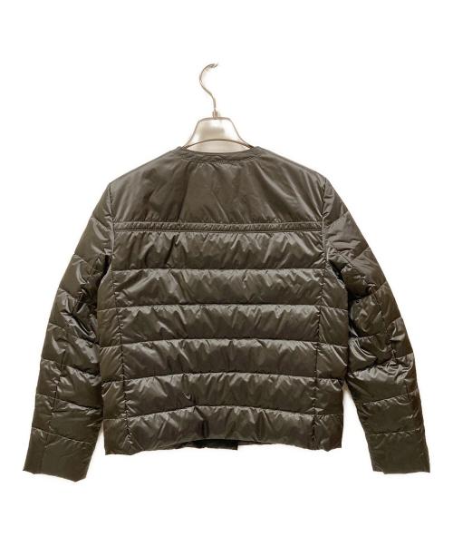 PRADA（プラダ）PRADA (プラダ) ノーカラーダウンジャケット ブラック サイズ:SIZE 44の古着・服飾アイテム