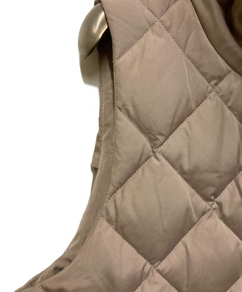 GALENA（ガレナ）GALENA (ガレナ) バックチュール切替ダウンベスト ベージュ サイズ:38の古着・服飾アイテム