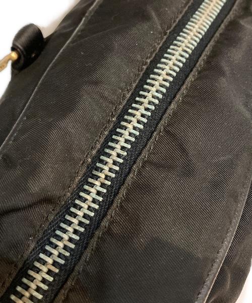 PRADA（プラダ）PRADA (プラダ) ナイロンハンドバッグ ブラックの古着・服飾アイテム