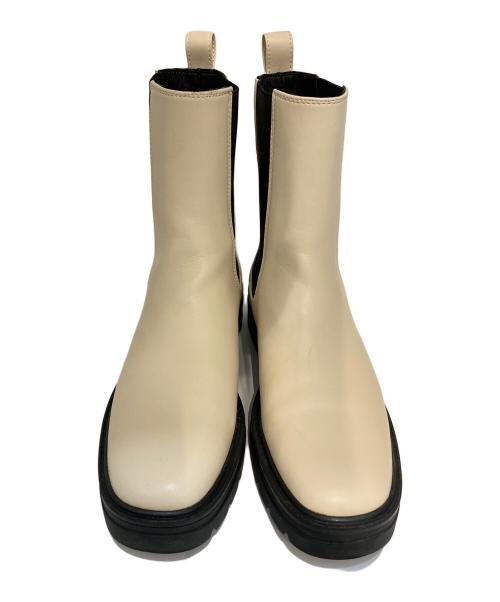 Le Talon GRISE（ル タロン グリーズ）Le Talon GRISE (ル タロン グリーズ) GRISEチェルシーブーツ アイボリー サイズ:SIZE Mの古着・服飾アイテム