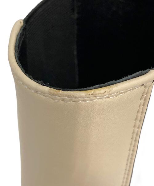 Le Talon GRISE（ル タロン グリーズ）Le Talon GRISE (ル タロン グリーズ) GRISEチェルシーブーツ アイボリー サイズ:SIZE Mの古着・服飾アイテム