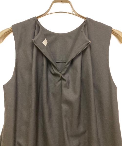 cornier（コルニエ）cornier (コルニエ) WORSTED WOOL SLEEVELESS CASUAL DRESS/ウーステッド ウール スリーブレス カジュアル ドレス ブラック サイズ:Sの古着・服飾アイテム