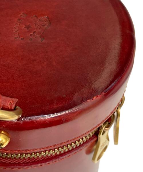 IL BISONTE（イル ビゾンテ）IL BISONTE (イル ビゾンテ) 筒型レザーショルダーバッグ ボルドーの古着・服飾アイテム