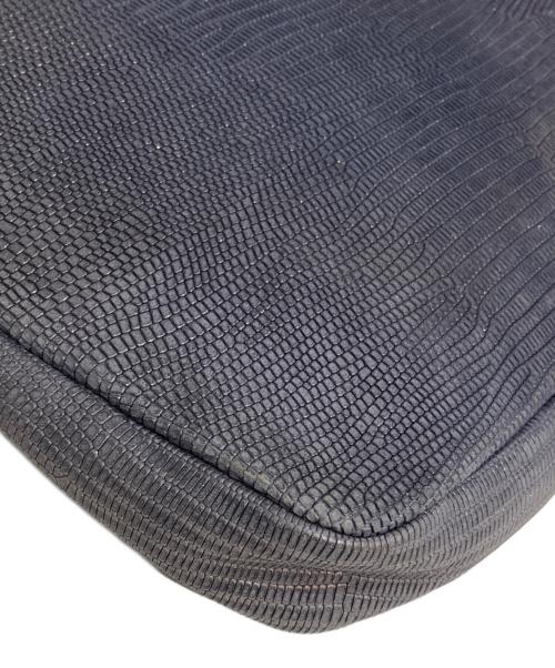 JIMMY CHOO（ジミーチュウ）JIMMY CHOO (ジミーチュウ) スタースタッズクラッチバッグ ネイビーの古着・服飾アイテム