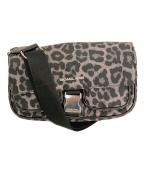 MICHAEL KORSマイケル・コース）の古着「KHAI ダブルポケット フラップ クロスボディ ミディアム」｜グレー