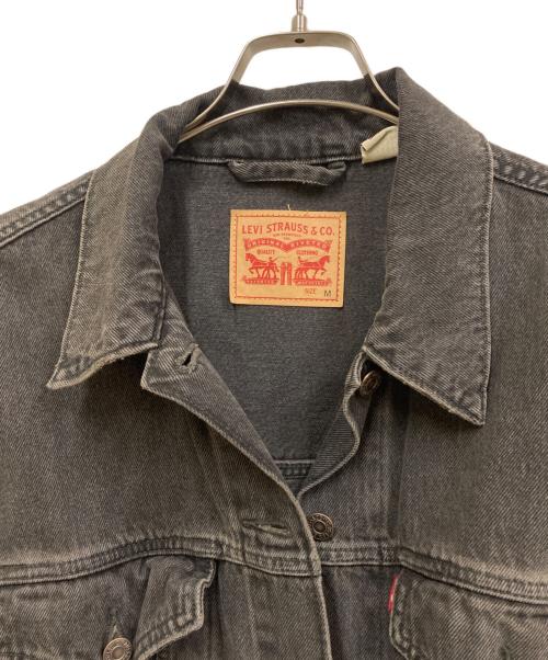 LEVI'S（リーバイス）LEVI'S (リーバイス) バギートラッカーオーバーサイズドデニムジャケット グレー サイズ:SIZE Mの古着・服飾アイテム