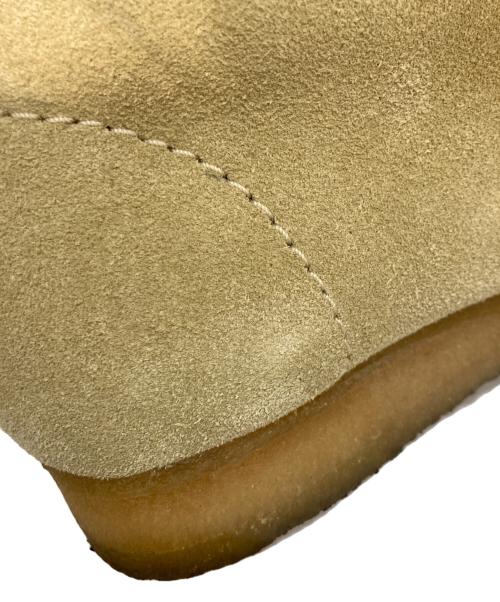 CLARKS ORIGINALS（クラークス オリジナルズ）Clarks Originals (クラークス オリジナルズ) ワラビースウェードブーツ ベージュ サイズ:SIZE 26.5cmの古着・服飾アイテム