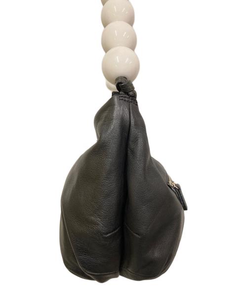 kawa-kawa（カワカワ）kawa-kawa (カワカワ) 大玉ビーズレザーハンドバッグ ブラック サイズ:表記なしの古着・服飾アイテム