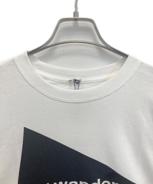 and wander（アンドワンダー）and wander (アンドワンダー) ロゴTシャツ ホワイト サイズ:SIZE 3 未使用品の古着・服飾アイテム