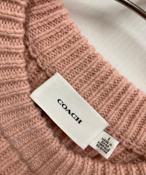 COACH（コーチ）COACH (コーチ) クルーネック ボウ セーター リサイクルウール ピンク サイズ:Sの古着・服飾アイテム