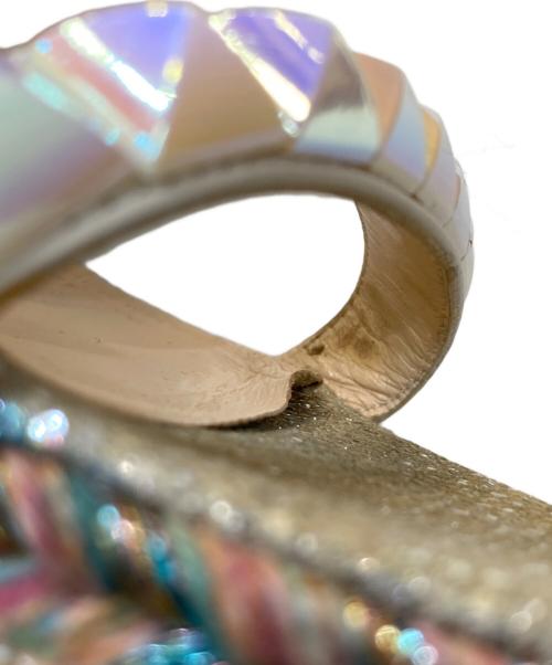 Christian Louboutin（クリスチャン・ルブタン）Christian Louboutin (クリスチャン・ルブタン) クリスタルスタッズサンダル ベージュ サイズ:36の古着・服飾アイテム