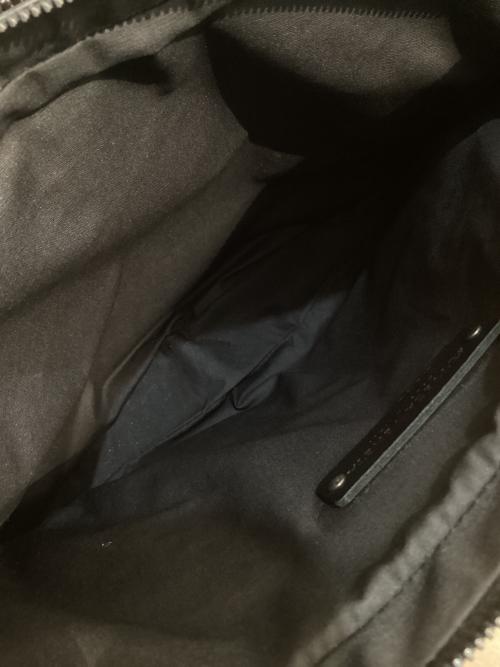 BOTTEGA VENETA（ボッテガベネタ）BOTTEGA VENETA (ボッテガベネタ) イントレチャートメッセンジャーバッグ ブラックの古着・服飾アイテム