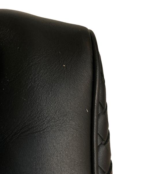 BOTTEGA VENETA（ボッテガベネタ）BOTTEGA VENETA (ボッテガベネタ) イントレチャートメッセンジャーバッグ ブラックの古着・服飾アイテム