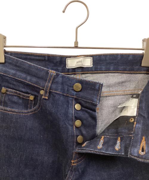 AMI Alexandre Mattiussi（アミアレクサンドルマテュッシ）AMI Alexandre Mattiussi (アミアレクサンドルマテュッシ) デニムパンツ インディゴ サイズ:W25の古着・服飾アイテム
