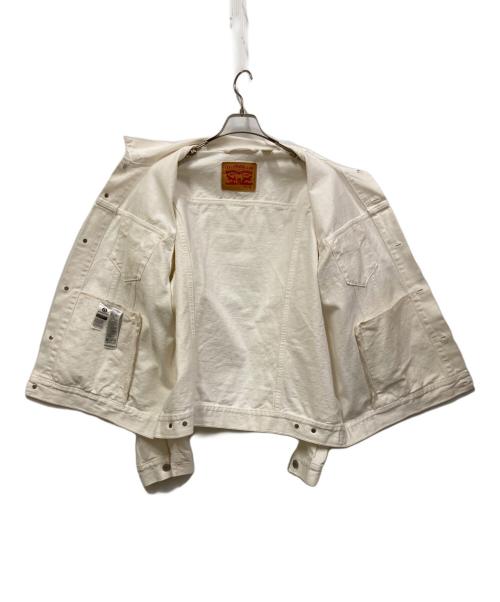LEVI'S（リーバイス）LEVI'S (リーバイス) デニムトラッカージャケット ホワイト サイズ:XLの古着・服飾アイテム