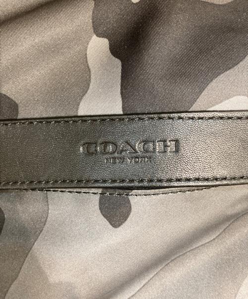 COACH（コーチ）COACH (コーチ) カモフラ柄ナイロンレザーバックパック グレーの古着・服飾アイテム