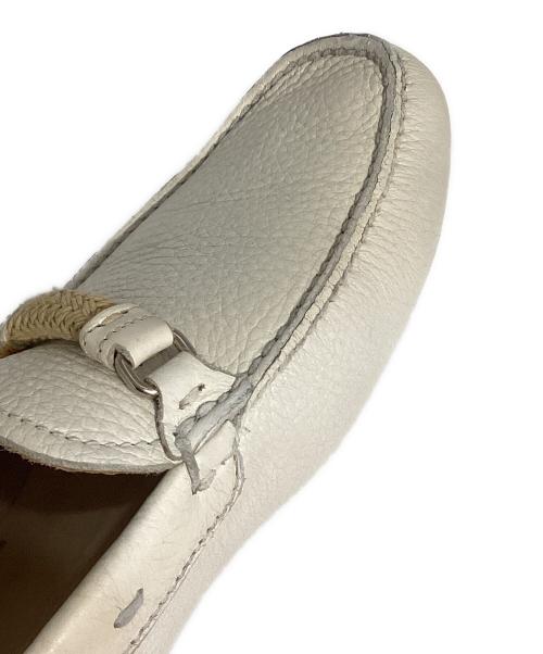 PRADA（プラダ）PRADA (プラダ) ドライビングシューズ/ローファー ホワイト サイズ:6の古着・服飾アイテム