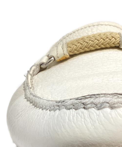 PRADA（プラダ）PRADA (プラダ) ドライビングシューズ/ローファー ホワイト サイズ:6の古着・服飾アイテム