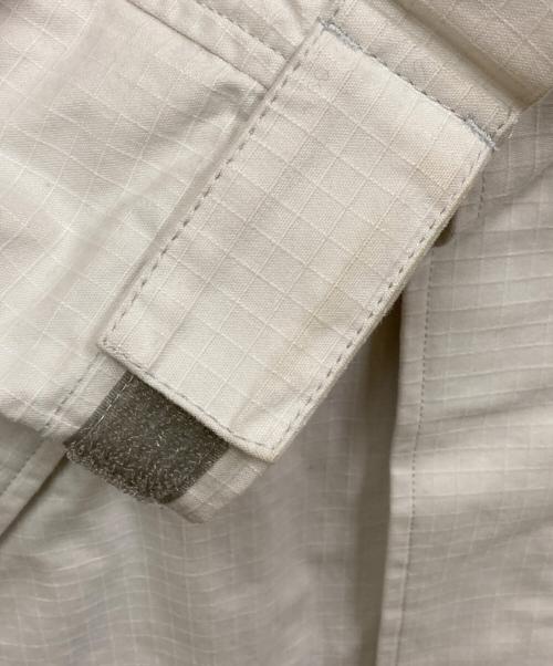 Acne studios（アクネ ストゥディオズ）Acne studios (アクネ ストゥディオズ) ロゴリップストップジャケット ホワイト サイズ:44の古着・服飾アイテム