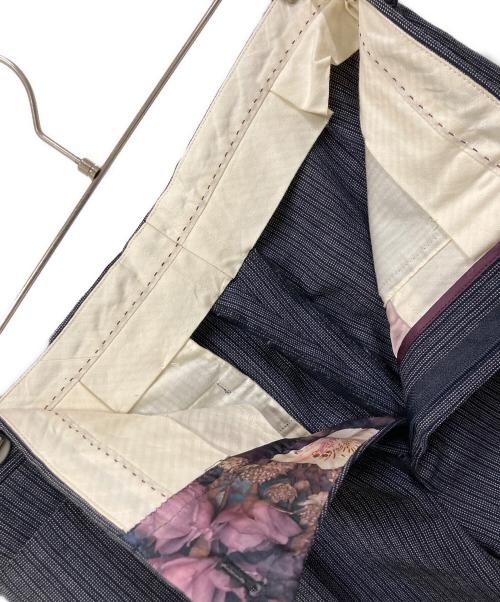 PAUL SMITH（ポールスミス）PAUL SMITH (ポールスミス) ストライプセットアップスーツ ホワイト×ネイビー サイズ:Mの古着・服飾アイテム