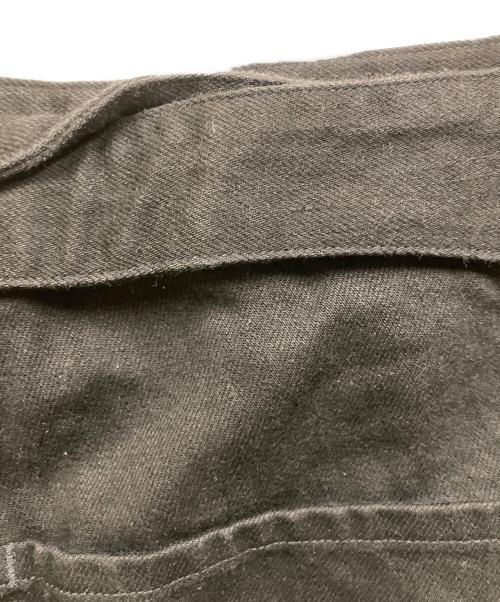 COMOLI（コモリ）COMOLI (コモリ) ベルテッドデニムショーツ ブラック サイズ:2の古着・服飾アイテム