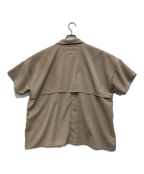 BASISBROEK（バージスブルック）BASISBROEK (バージスブルック) S/Sシャツ ベージュ サイズ:1の古着・服飾アイテム