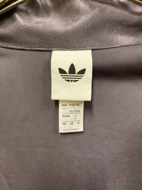 adidas（アディダス）adidas (アディダス) ファイヤーバード メタリックトラックトップ シルバー サイズ:xlの古着・服飾アイテム