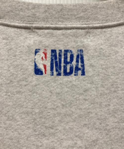Off The Court by NBA（オフ・ザ・コート バイ NBA）Off The Court by NBA (オフ・ザ・コート バイ NBA) JOURNAL STANDARD relume (ジャーナルスタンダード レリューム) 別注 スウェット/LAKERS グレー サイズ:Lの古着・服飾アイテム