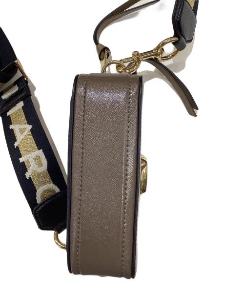 MARC JACOBS（マークジェイコブス）MARC JACOBS (マークジェイコブス) スナップショット カメラバッグ ベージュの古着・服飾アイテム