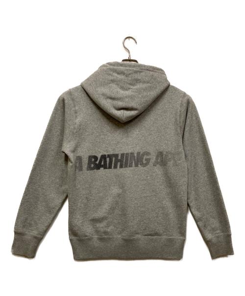 A BATHING APE（アベイシングエイプ）A BATHING APE (アベイシングエイプ) プルオーバーパーカー グレー サイズ:Mの古着・服飾アイテム