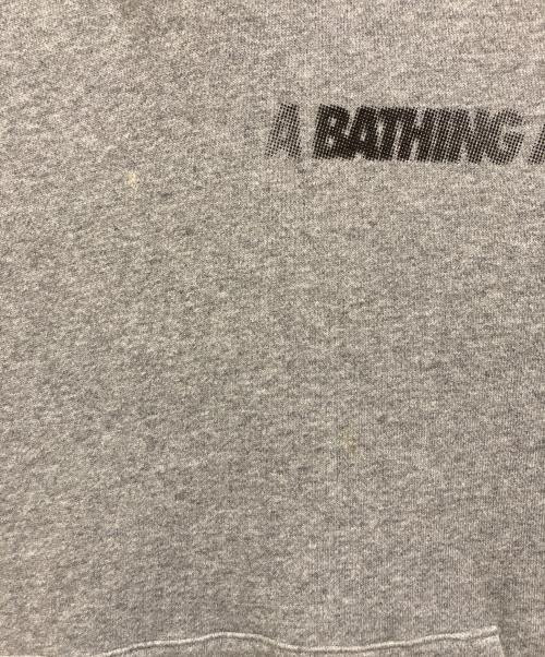 A BATHING APE（アベイシングエイプ）A BATHING APE (アベイシングエイプ) プルオーバーパーカー グレー サイズ:Mの古着・服飾アイテム