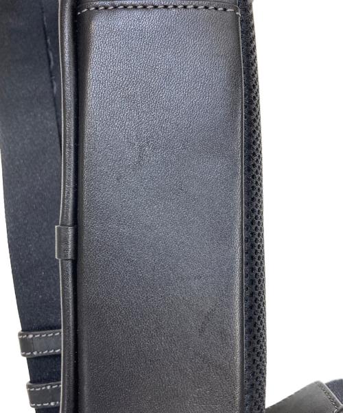 COACH（コーチ）COACH (コーチ) ワイアットクロスボディバッグ ブラックの古着・服飾アイテム