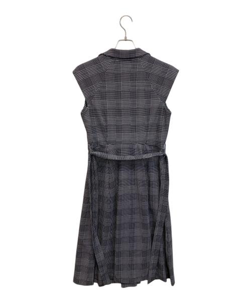 Calvin Klein（カルバンクライン）Calvin Klein (カルバンクライン) ノースリーブワンピース ホワイト×ブラック サイズ:SIZE 4の古着・服飾アイテム
