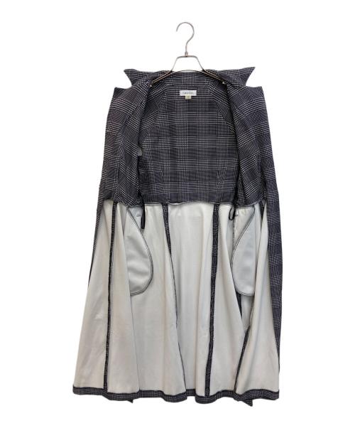 Calvin Klein（カルバンクライン）Calvin Klein (カルバンクライン) ノースリーブワンピース ホワイト×ブラック サイズ:SIZE 4の古着・服飾アイテム